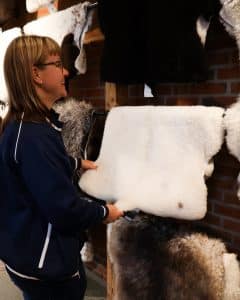 Ormanäsgården utanför Höör erbjuder lammkött, nötkött och handplockade favoriter från lokala aktörer.